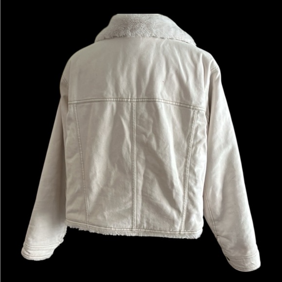 Universal Thread,Fur-Lined Trucker Jacket - Picture 8 of 10